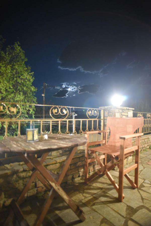 Káto Loutrákion Santa Marina Guesthouse מראה חיצוני תמונה